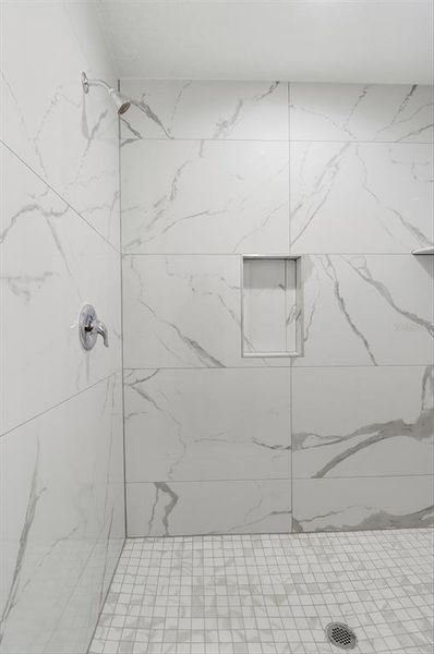 Close-up of interior finishes inside a home in , Citrus Springs (Image 12).