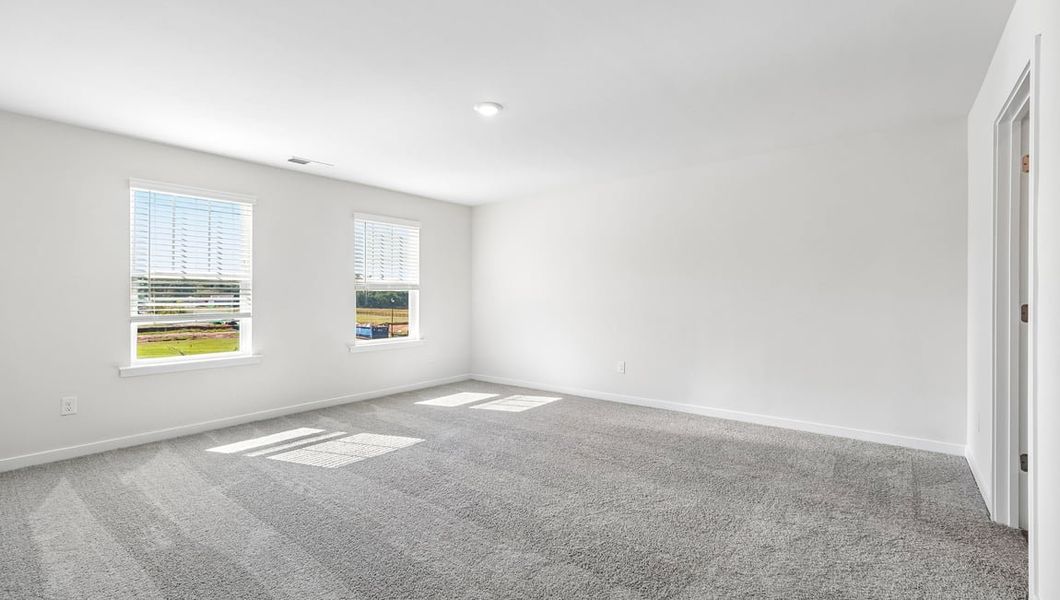 Spacious, unfurnished interior of a new home in The Falls at Newton, Newton (Image 20).