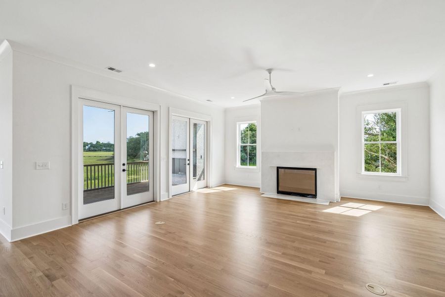 Spacious, unfurnished interior of a new home in , Mount Pleasant (Image 29).