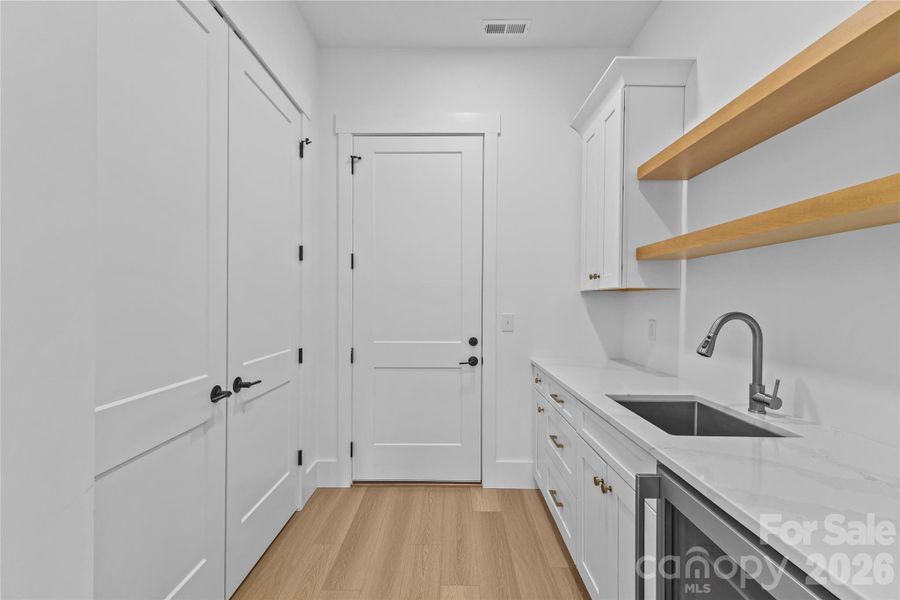 Butlers Pantry With Wine Fridge Butlers Pantry With Wine Fridge