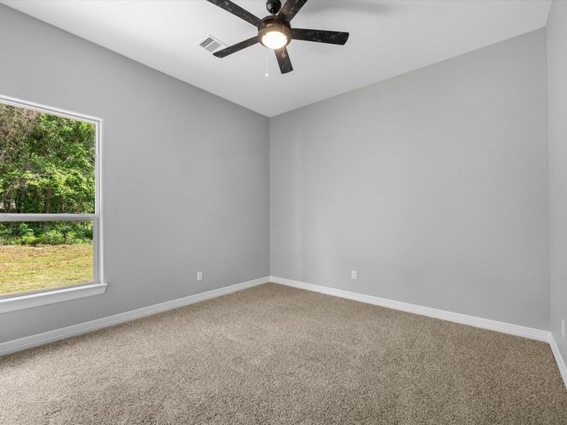 Spacious, unfurnished interior of a new home in , Dayton (Image 16).