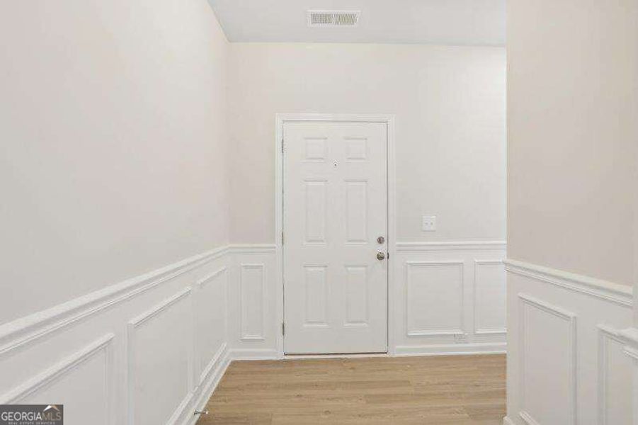 Spacious, unfurnished interior of a new home in Bryson Farms, Byron (Image 10).