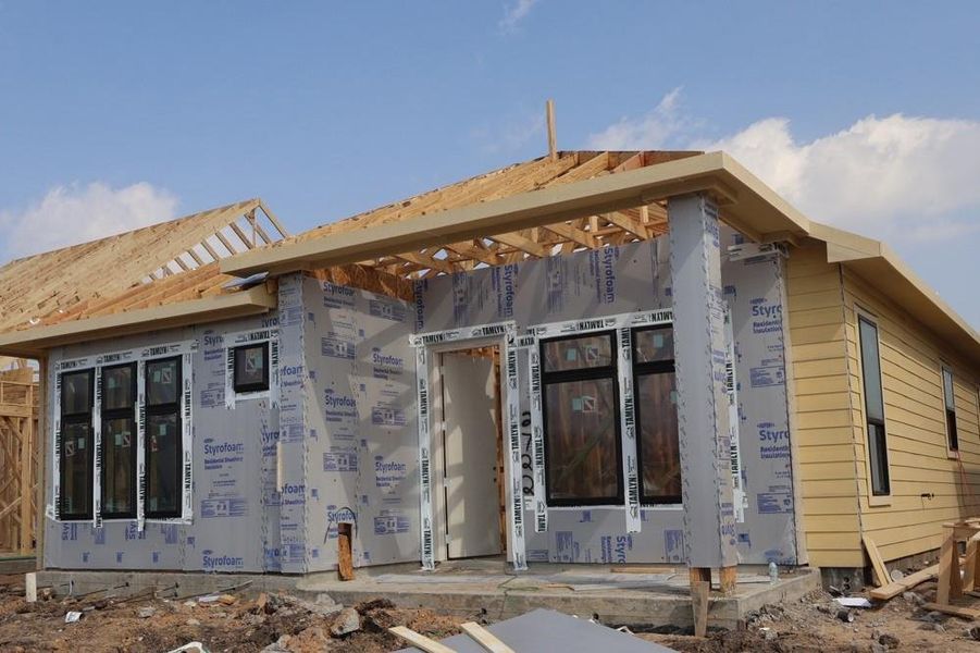 Let us show you how our advanced framing techniques have stood the test of time and allow more insulation for a quieter and more energy efficient home.