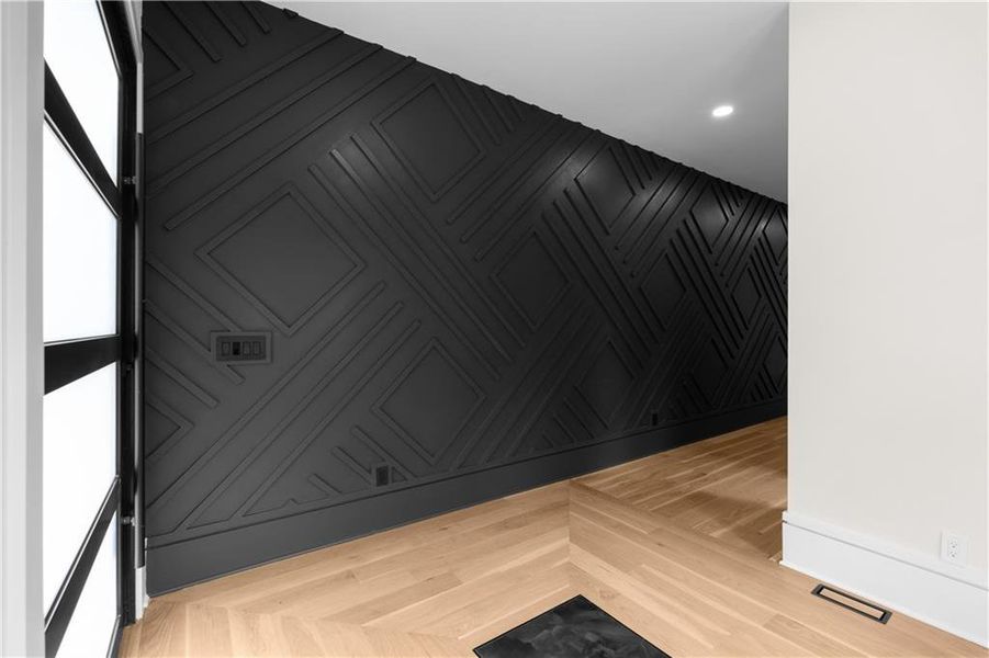Spacious, unfurnished interior of a new home in , Atlanta (Image 24). Spacious, unfurnished interior of a new home in , Atlanta (Image 24).