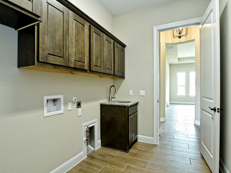 Representative furnished interior of a home built from the Siena II by Giddens Homes in Clearwater Ranch, Liberty Hill (Image 95).