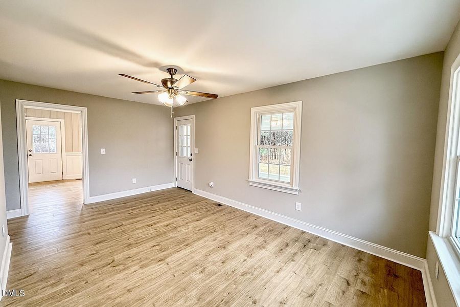 ECEC280A-913F-449B-8EAF-6B1E53121057 ECEC280A-913F-449B-8EAF-6B1E53121057