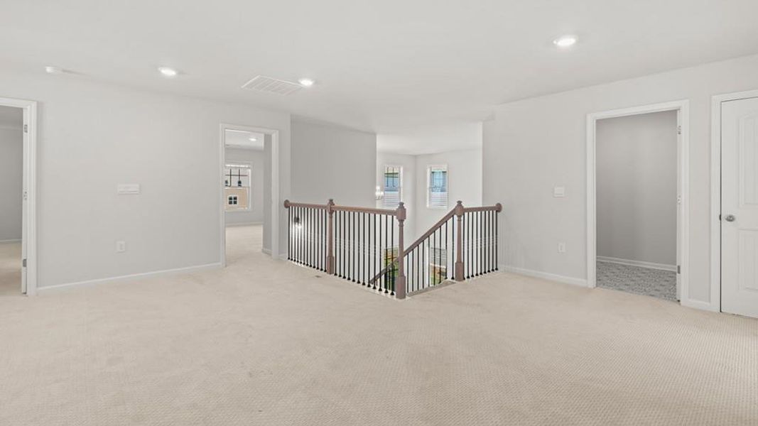 Spacious, unfurnished interior of a new home in Hamptons at Riverwood East, Dallas (Image 37). Spacious, unfurnished interior of a new home in Hamptons at Riverwood East, Dallas (Image 37).