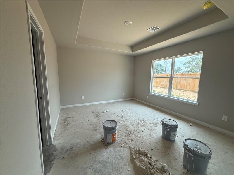 Image 12 of a home in Cliffstone Hills.