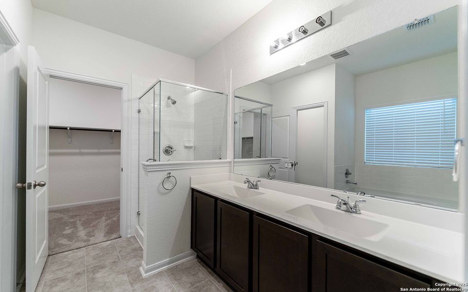 Furnished interior view inside a new home in Hunter's Ranch, San Antonio (Image 6).