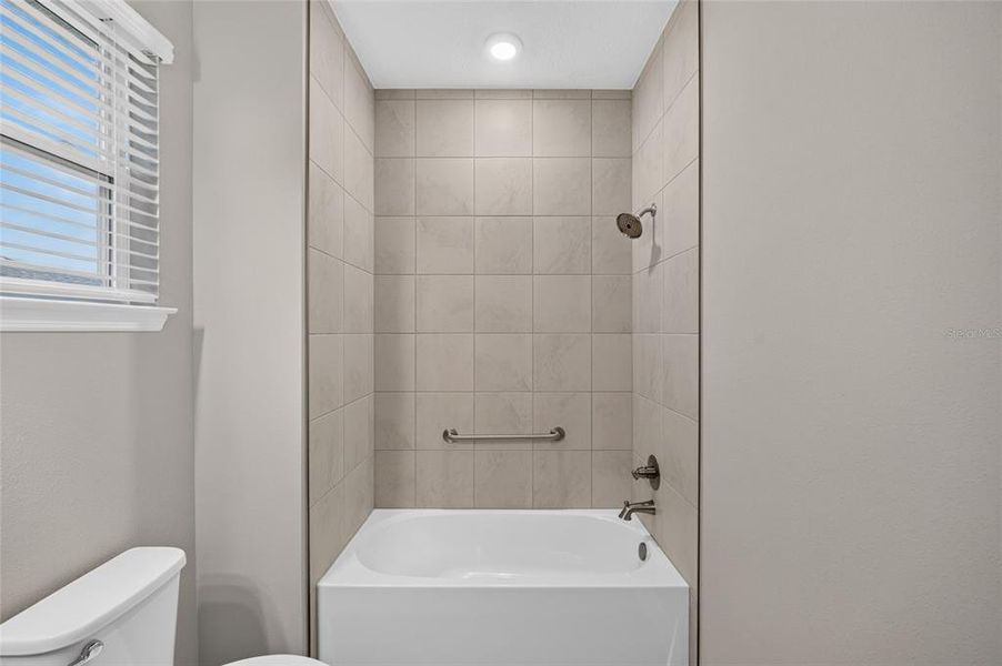 Furnished interior view inside a new home in , Ocala (Image 12).