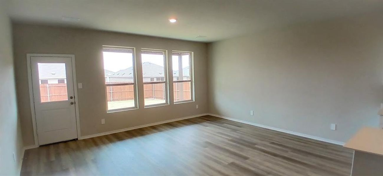 Spacious, unfurnished interior of a new home in The Canyons, Keene (Image 6).