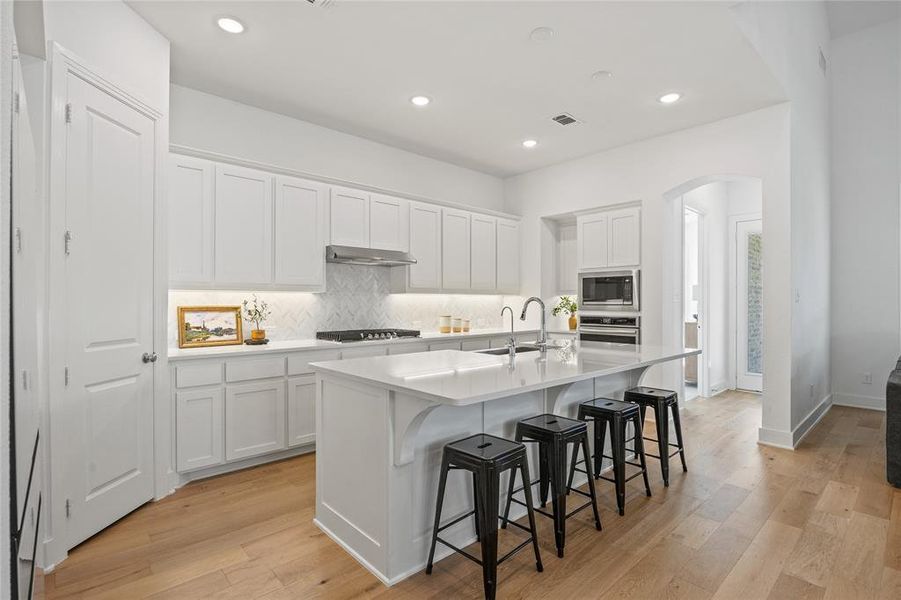 Furnished interior view inside a new home in Thompson Farms: 50ft. lots, Van Alstyne (Image 9). Furnished interior view inside a new home in Thompson Farms: 50ft. lots, Van Alstyne (Image 9).