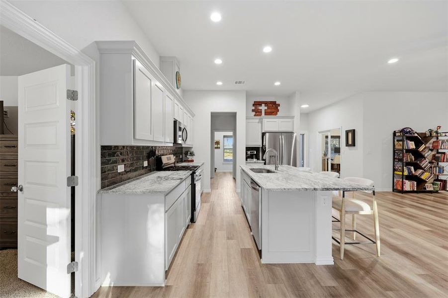 Furnished interior view inside a new home in , Joshua (Image 19).