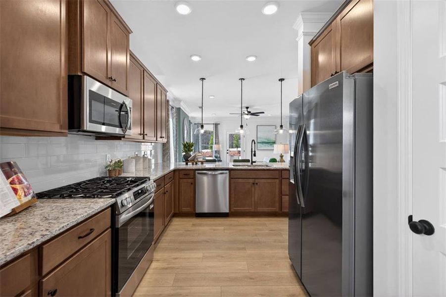 Furnished interior view inside a new home in Oakmont, Dallas (Image 5).