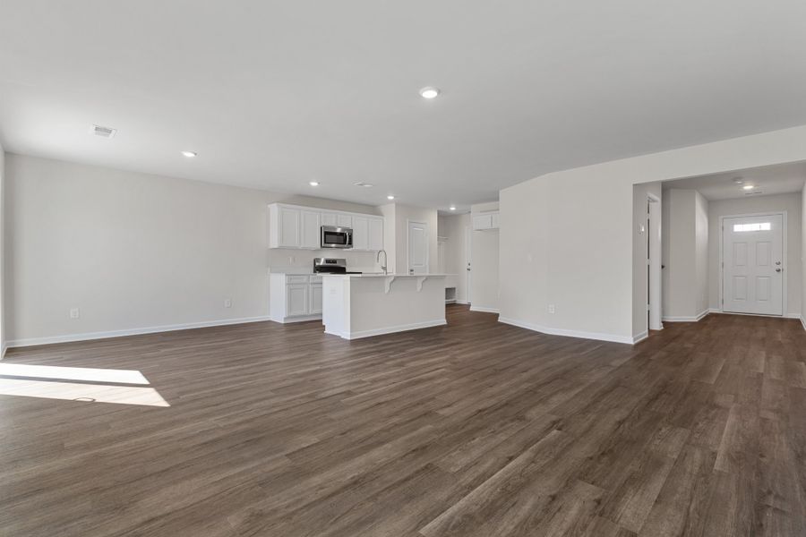 Representative unfurnished interior of a home built from the Birch A by McGuinn Homes in Reserves at Mill Creek, Columbia (Image 44).