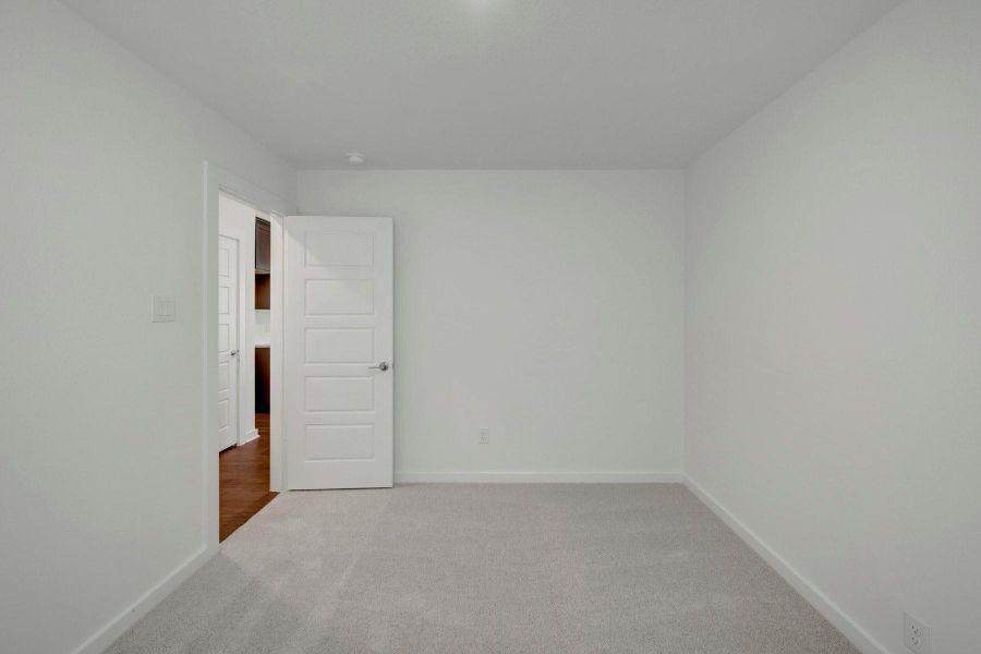 Spacious, unfurnished interior of a new home in Summerview, Fulshear (Image 20). Spacious, unfurnished interior of a new home in Summerview, Fulshear (Image 20).