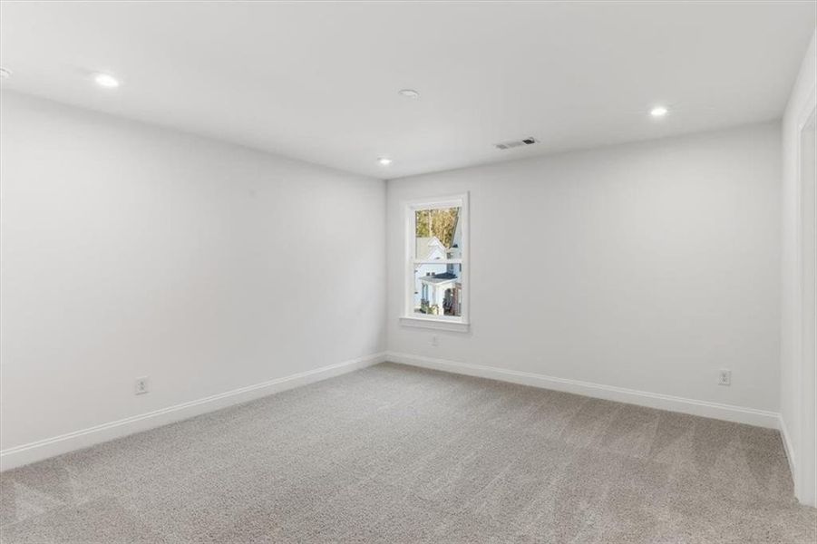 Spacious, unfurnished interior of a new home in Ford Landing, Acworth (Image 42).