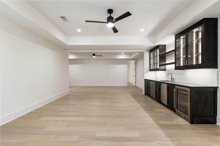 Spacious, unfurnished interior of a new home in , Atlanta (Image 75). Spacious, unfurnished interior of a new home in , Atlanta (Image 75).