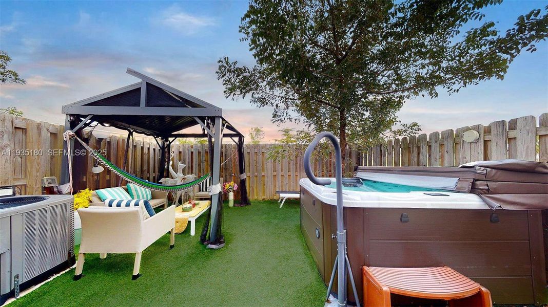 Community amenities in , Florida City (Image 31).