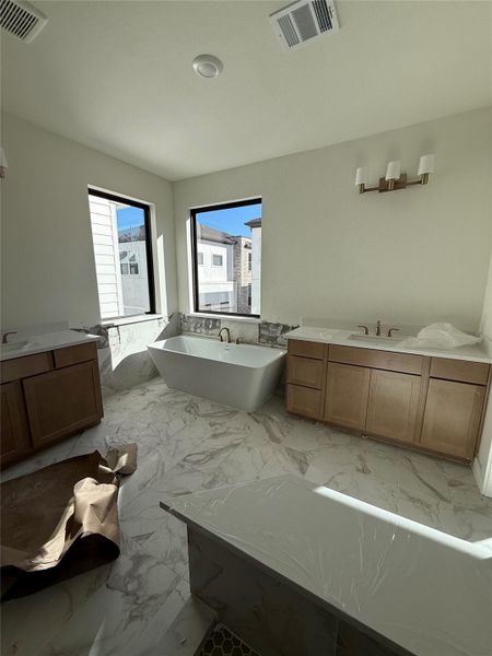 This photo was taken from a different unit within the Caywood Place community to show alternate finishes and selections. This photo was taken from a different unit within the Caywood Place community to show alternate finishes and selections.