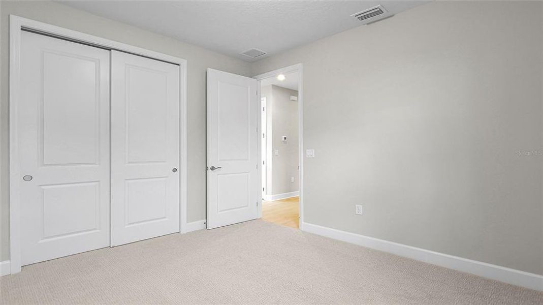 Spacious, unfurnished interior of a new home in Cresswind at Lake Harris, Tavares (Image 45). Spacious, unfurnished interior of a new home in Cresswind at Lake Harris, Tavares (Image 45).