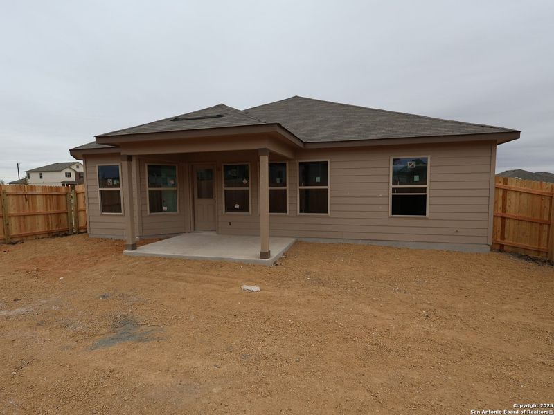 Exterior details and patio area of a home in Paloma Park, Converse (Image 2).