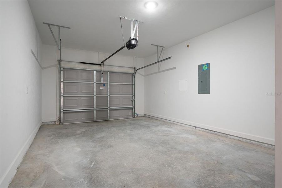 Spacious, unfurnished interior of a new home in , Gainesville (Image 15). Spacious, unfurnished interior of a new home in , Gainesville (Image 15).