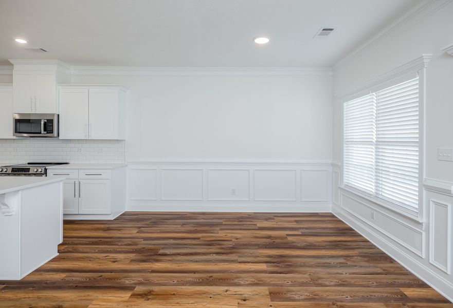 Furnished interior view inside a new home in Millbrook, Thomson (Image 10).