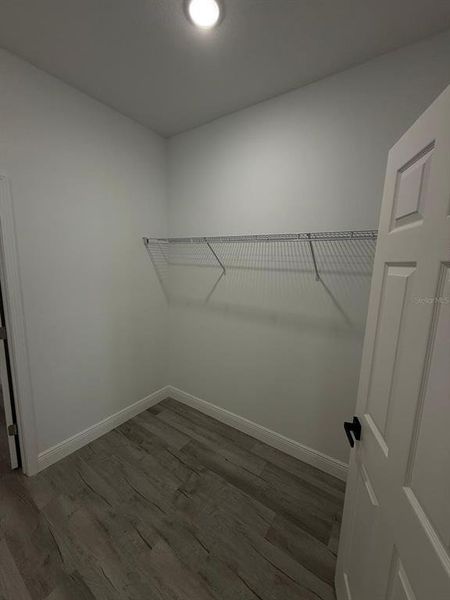 Spacious, unfurnished interior of a new home in , Ocala (Image 11).