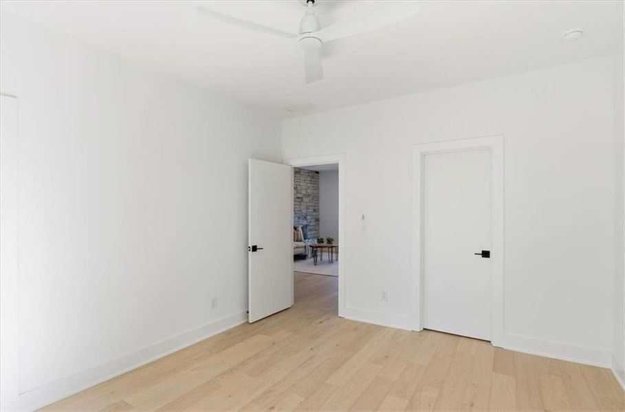 Spacious, unfurnished interior of a new home in Aster, Roswell (Image 87).