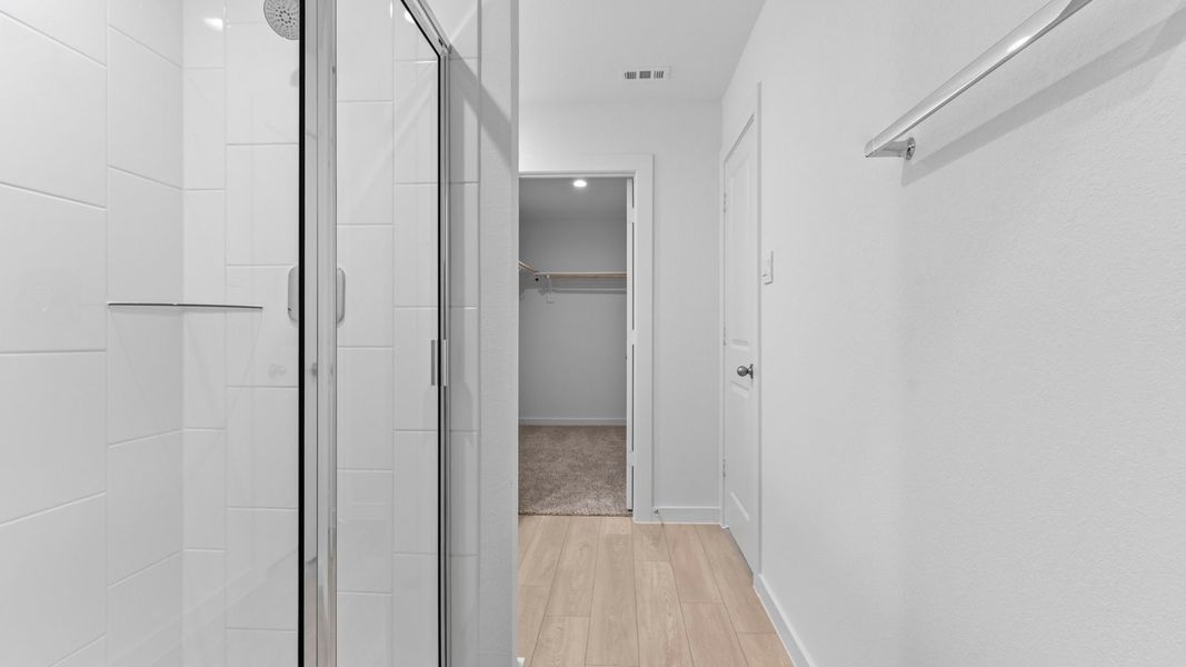 Spacious, unfurnished interior of a new home in Lexington Village, Missouri City (Image 47). Spacious, unfurnished interior of a new home in Lexington Village, Missouri City (Image 47).