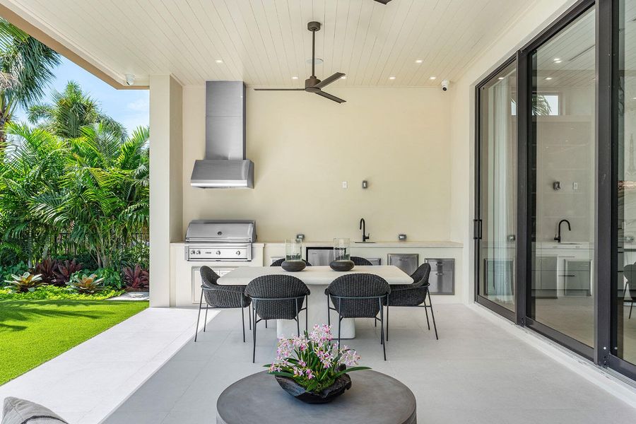 2212_Date_Palm_Road_24