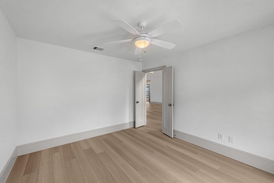 This property features two secondary bedrooms. This property features two secondary bedrooms.