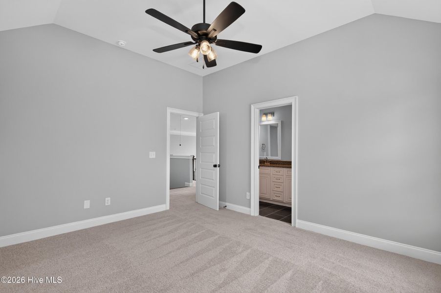 Spacious, unfurnished interior of a new home in Highland Lakes, Evans (Image 40).