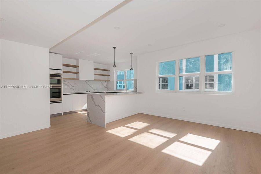 Image 21 of a home in .