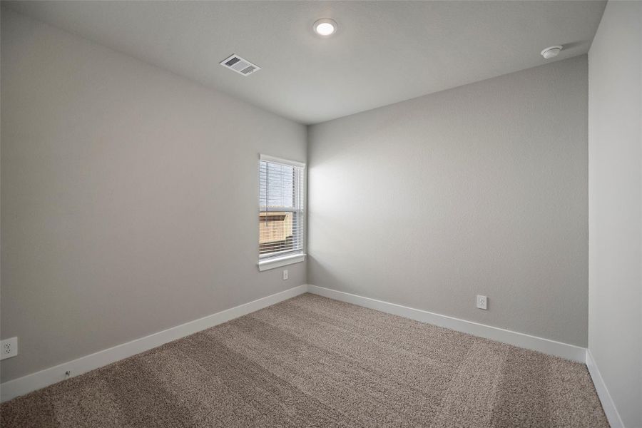 Two spacious secondary bedrooms,each with large closets and cozycarpet underfoot. Two spacious secondary bedrooms,each with large closets and cozycarpet underfoot.
