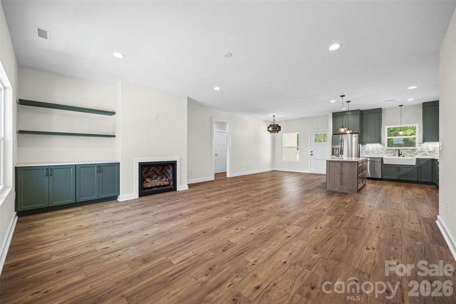 Spacious, unfurnished interior of a new home in , Bessemer City (Image 24).