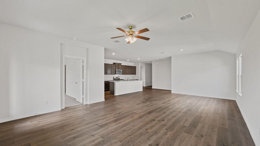 Representative unfurnished interior of a home built from the Brenham by D.R. Horton in Liberty Crossing, Royse City (Image 19).