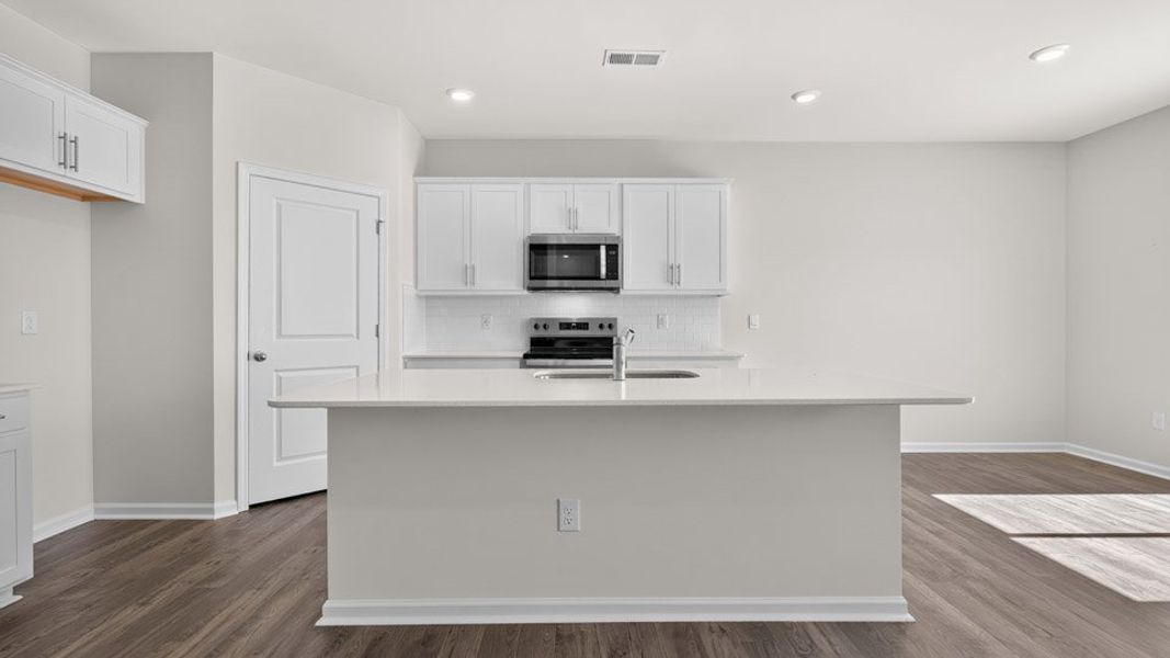 Furnished interior view inside a new home in Martin Farms, Aberdeen (Image 8).