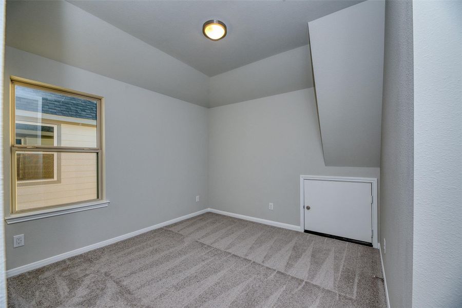 Spacious, unfurnished interior of a new home in , Bonney (Image 31).