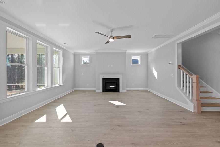 Representative unfurnished interior of a home built from the The Hampton by RobuckHomes in Baylee Ridge, Selma (Image 140).