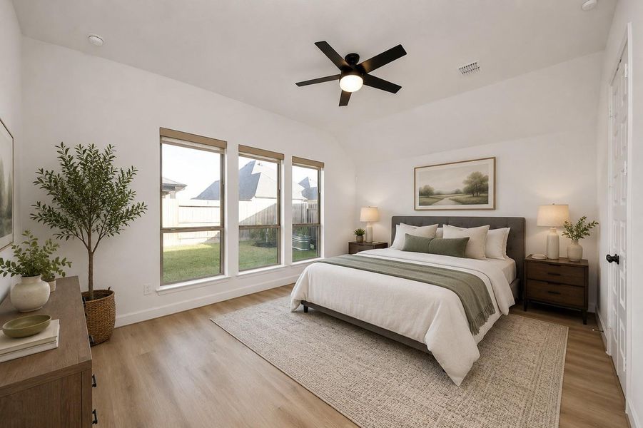 *VIRTUALLY STAGED* Primary Bedroom