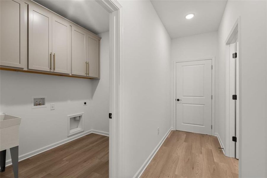 Spacious, unfurnished interior of a new home in Soleil Summit Chase, Snellville (Image 25). Spacious, unfurnished interior of a new home in Soleil Summit Chase, Snellville (Image 25).