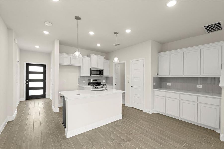 02_1064 Happy Holly - Kitchen 02_1064 Happy Holly - Kitchen