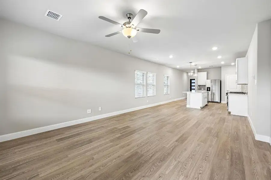 Spacious, unfurnished interior of a new home in Parks at Foster Crossing - Spring Series, Anna (Image 24).