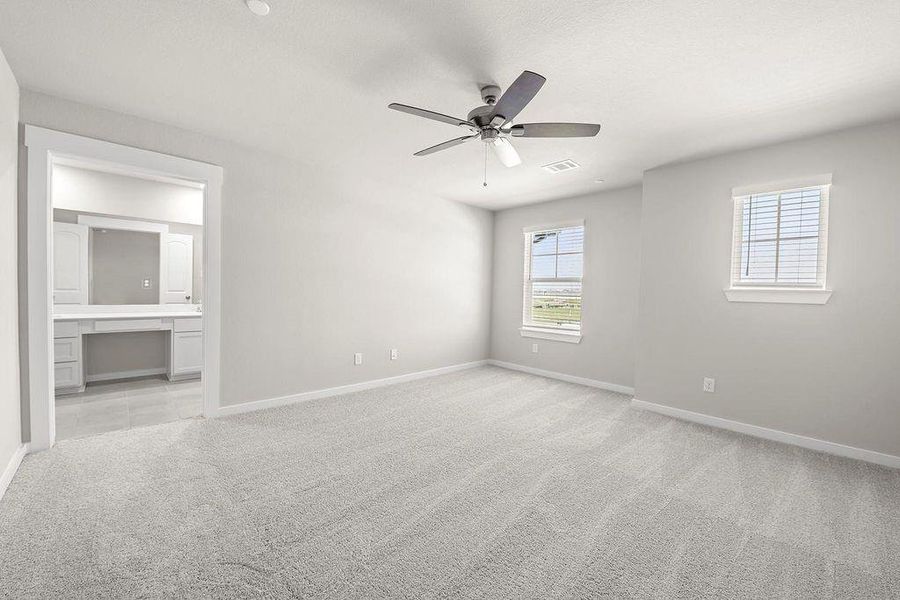 Spacious, unfurnished interior of a new home in , Tomball (Image 5).