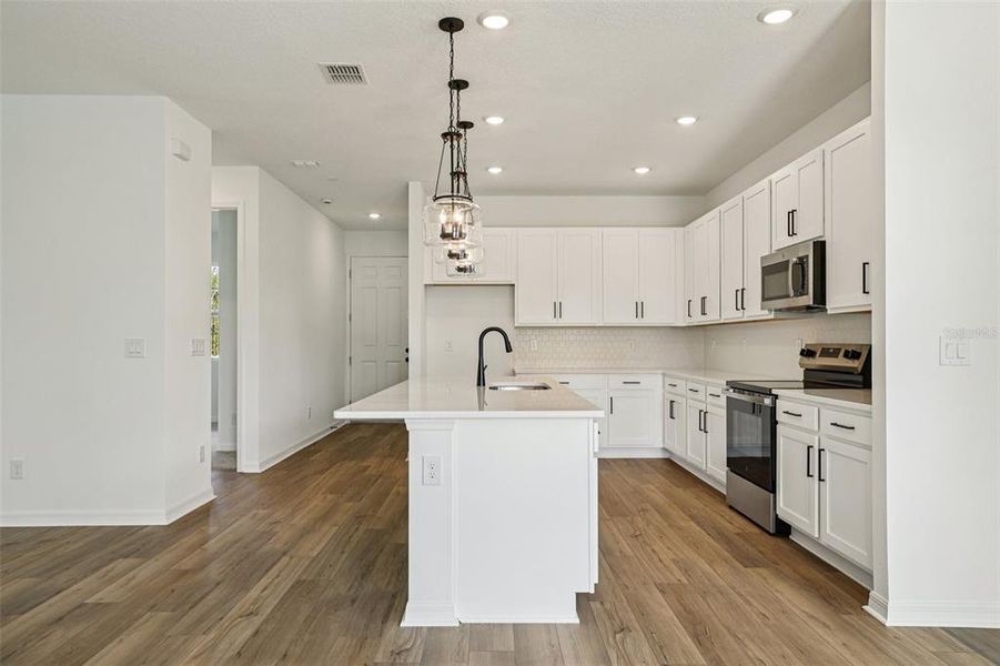 Image 40 of a home in Ellington Classical. Image 40 of a home in Ellington Classical.