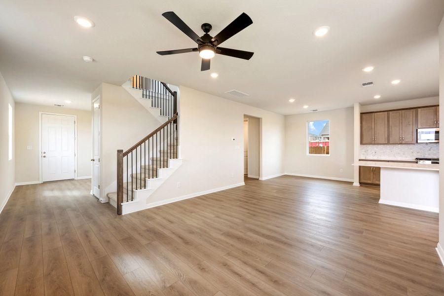 Spacious, unfurnished interior of a new home in The Cottages at La Cima, San Marcos (Image 23).