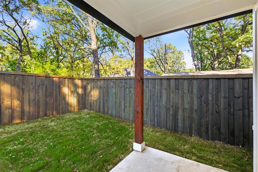 Exterior details and patio area of a home in , Gun Barrel City (Image 20).