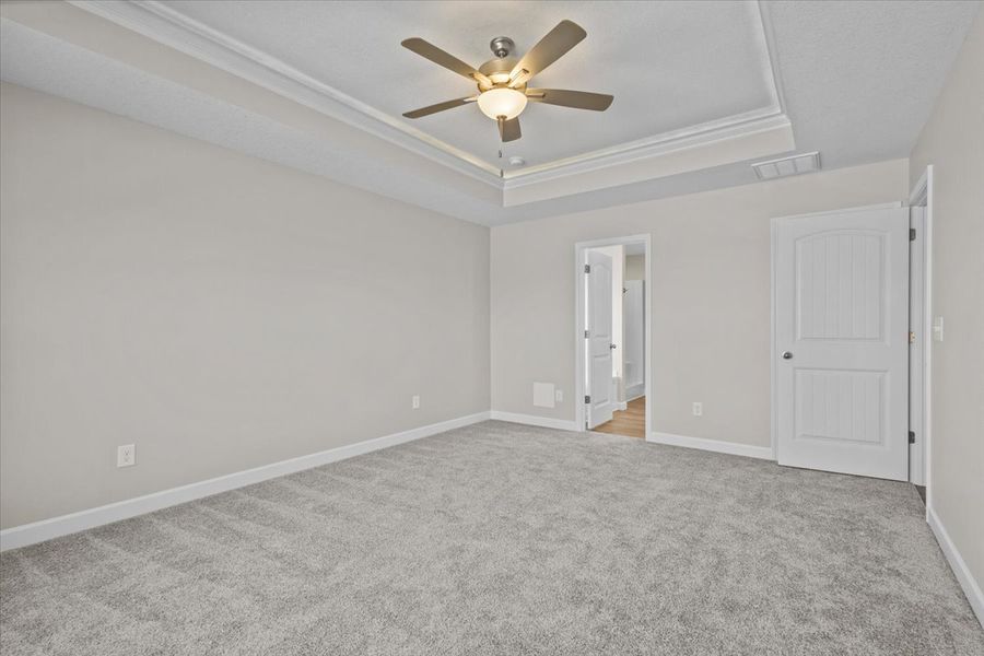 Representative unfurnished interior of a home built from the Brentwood by Enchanted Homes in Lonesome Dove, San Antonio (Image 24).